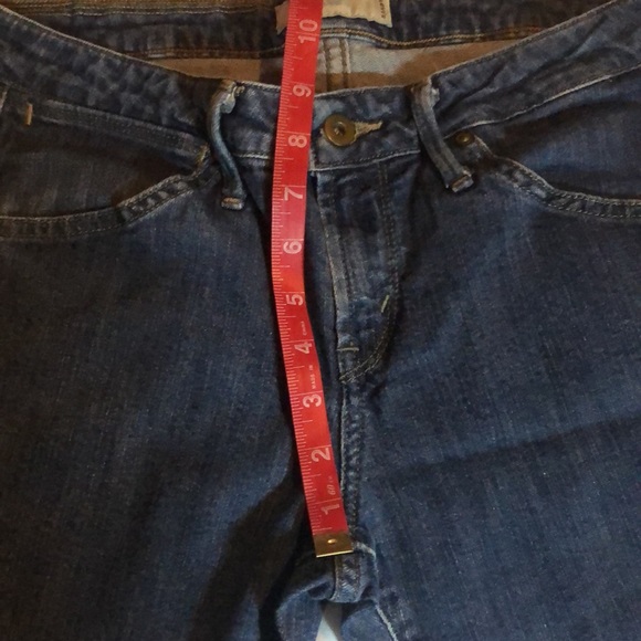 Levi vintage high rise blue Jean shorts 8 - Picture 10 of 10